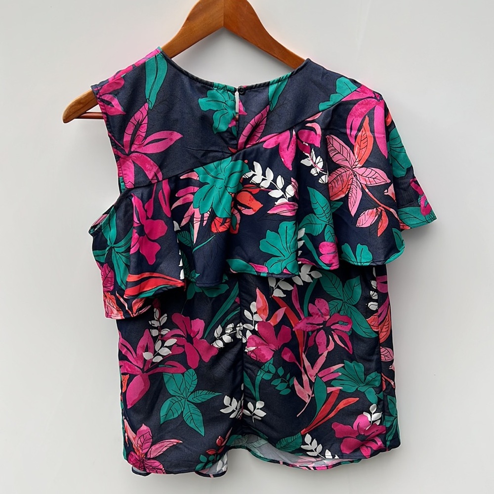 Isabel Maternity One Shoulder Ruffle Top - Picture 2 of 3